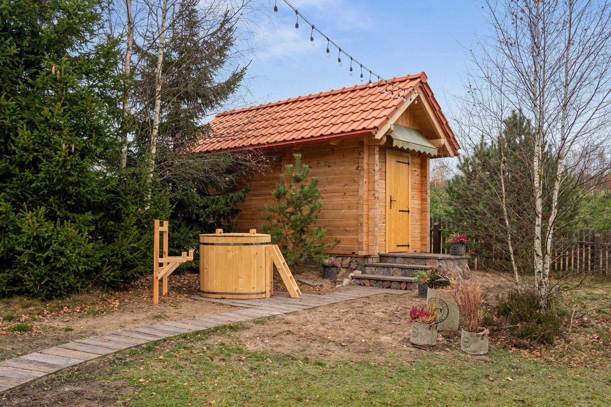 Lesny Dworek Sominy - Dom Z Sauna I Kominkiem エクステリア 写真